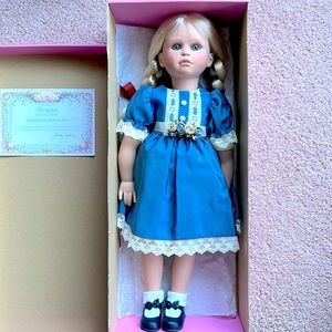 Vintage Kingstate large collector doll.New in box-certificate of authenticity.